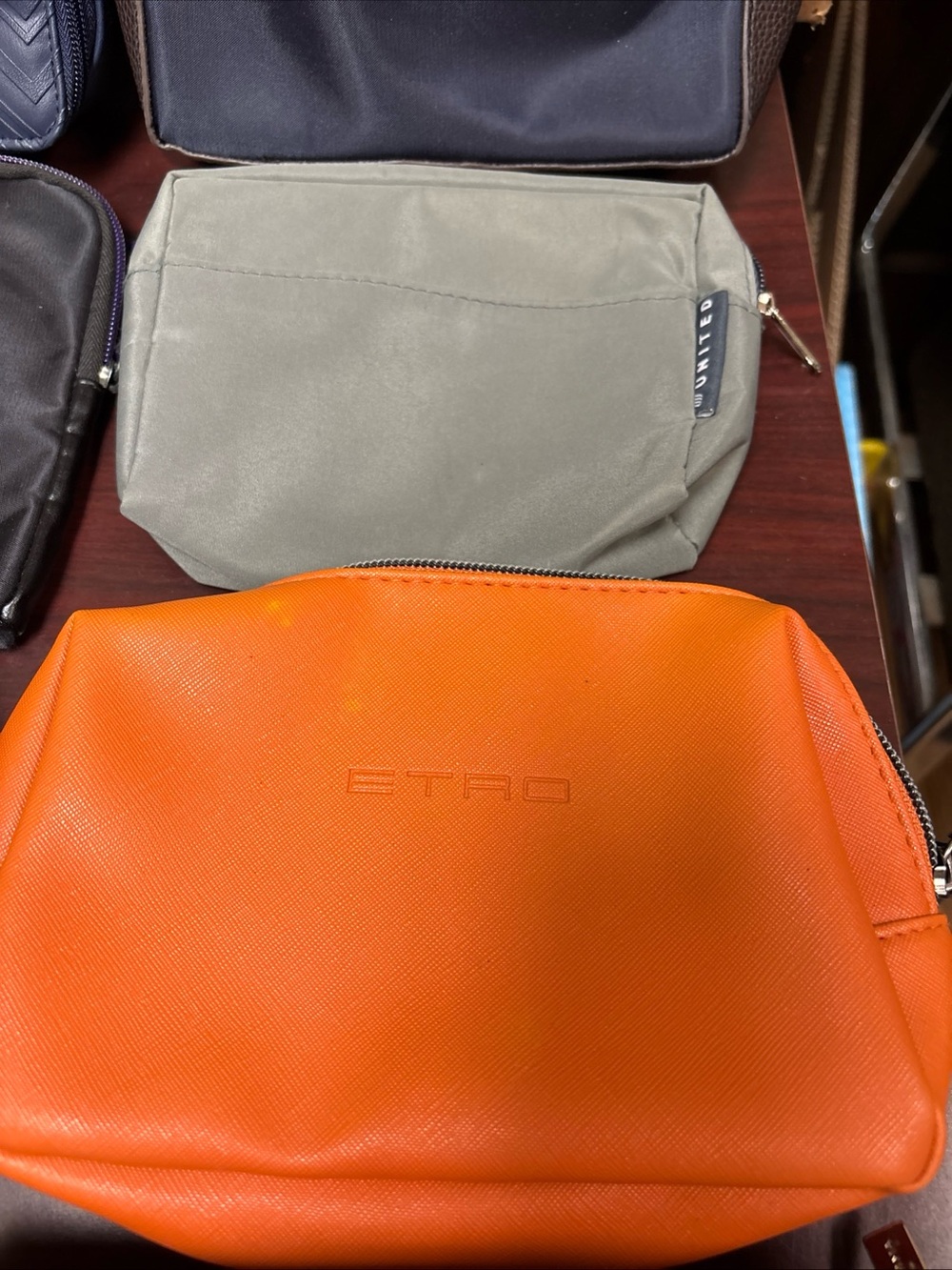 Airlines Travel Amenity Kit Toiletry Bags United Tumi Etro Delta Ungaro Lot Of 8 - Picture 5 of 6